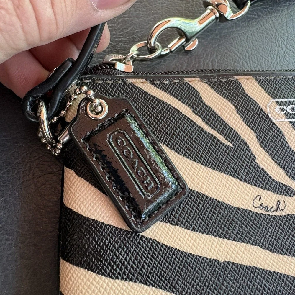 Coach Zebra Print Wristlet Zip Top Case Clutch Bag Cream Black PVC